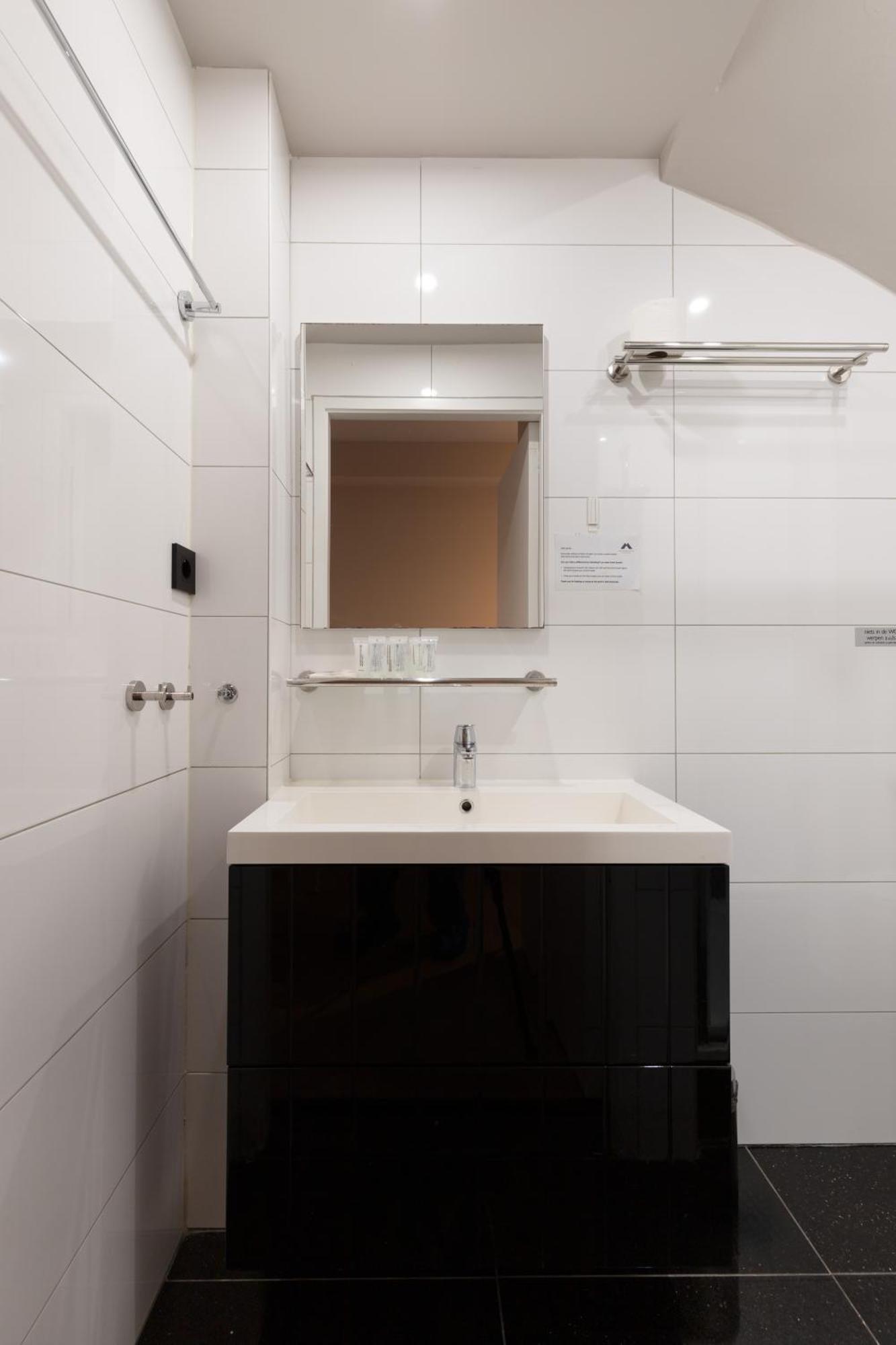 Midtown Hotel Twin Studio Amsterdam Exteriör bild